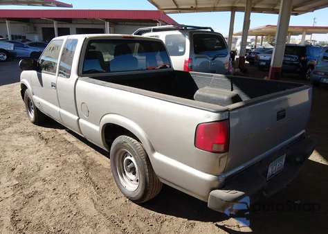 2002 Chevrolet S-10 Ls z USA, uszkodzony, nr VIN 1GCCS19W028174997